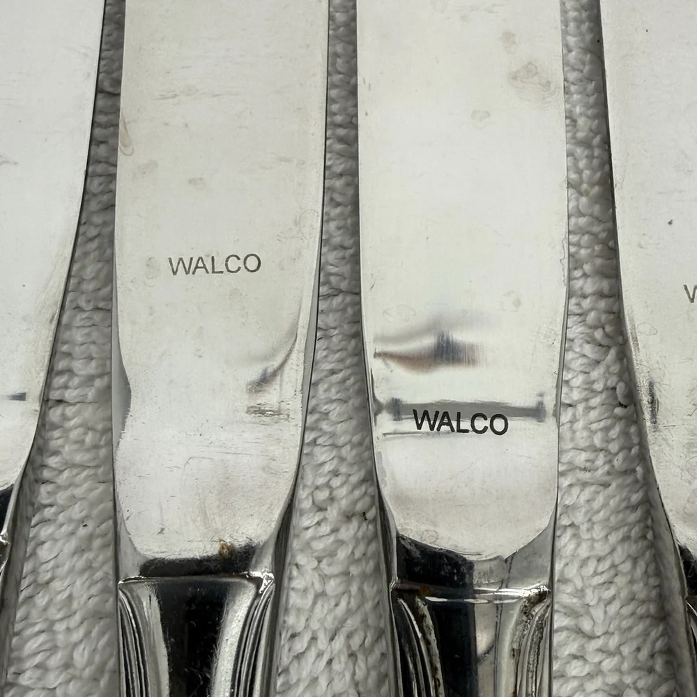 Walco dinner knives